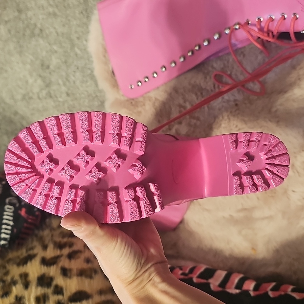 BNWT Roc Austrailia Barbie Pink Lash Lace Up Boots - Picture 9 of 17